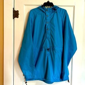 Chaps by Ralph Lauren hooded pullover windbreaker with drawstring waist.  XL